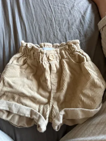 Zara short en velours 86