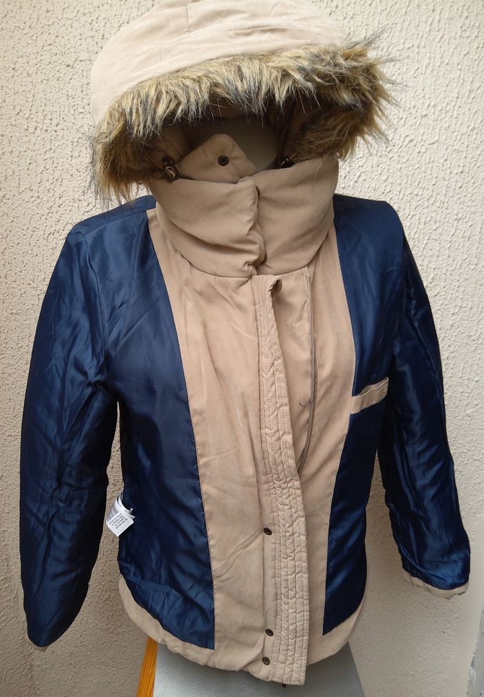 Parka  beige  , femme,  T M  " 38/ 40 - photo numéro 7