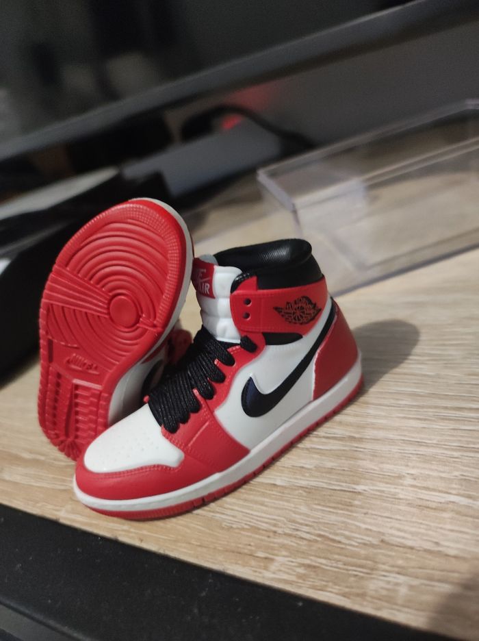 Basket Jordan one collector - photo numéro 5