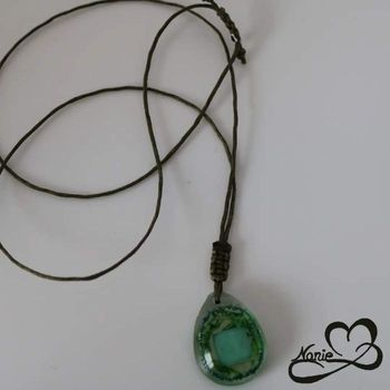 Pendentif vert