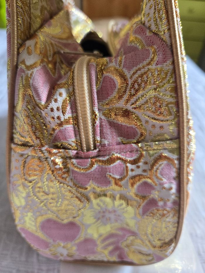 Sac à main aux broderies roses et dorées - photo numéro 5