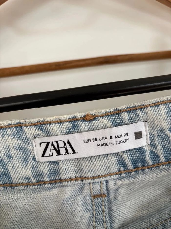 Jean bleu clair jambes larges atypique sans poches Zara taille 38 - photo numéro 4