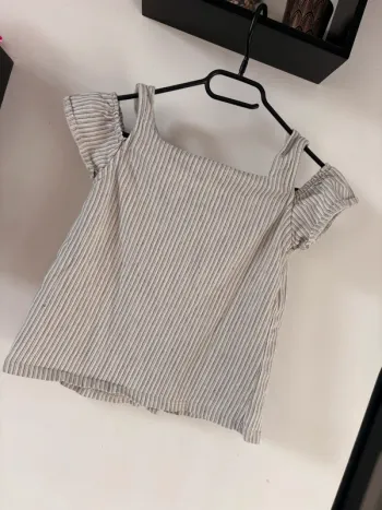 T-shirt Zara • 13-14ans
