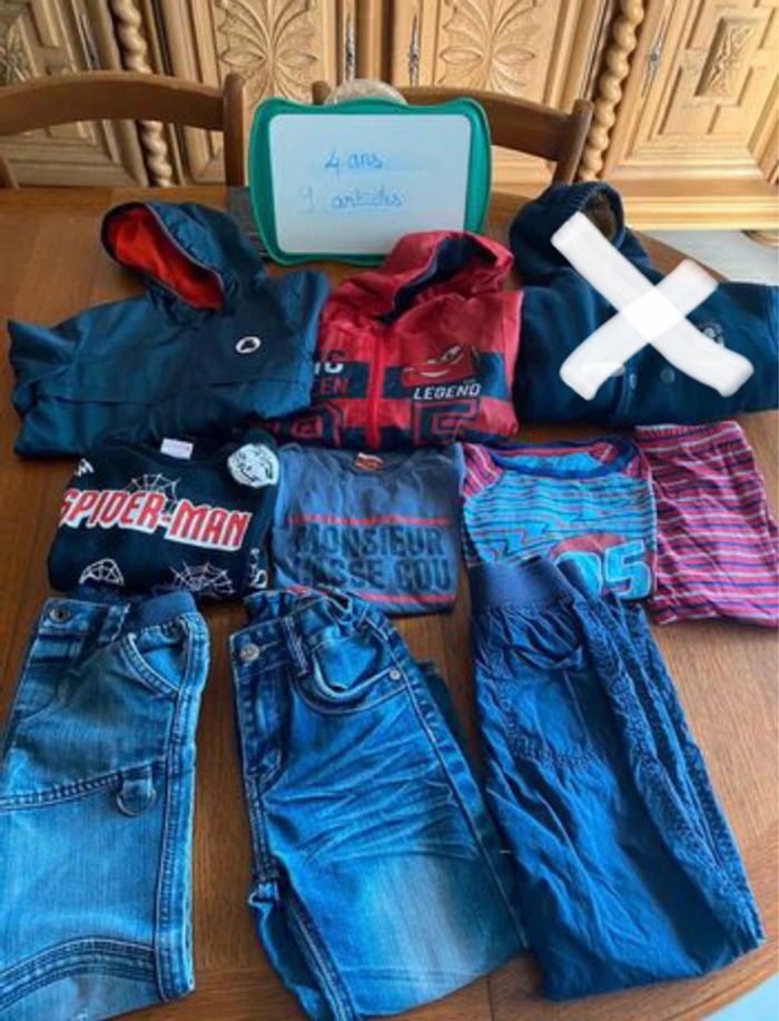 Vêtements 4 ans