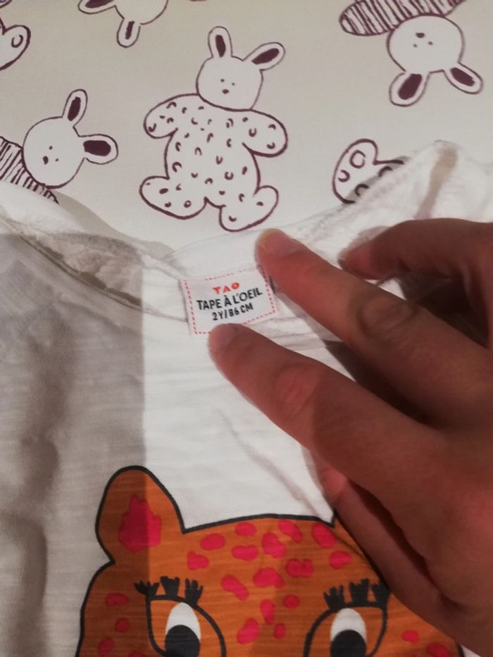 T-shirt tape à l'œil - photo numéro 2