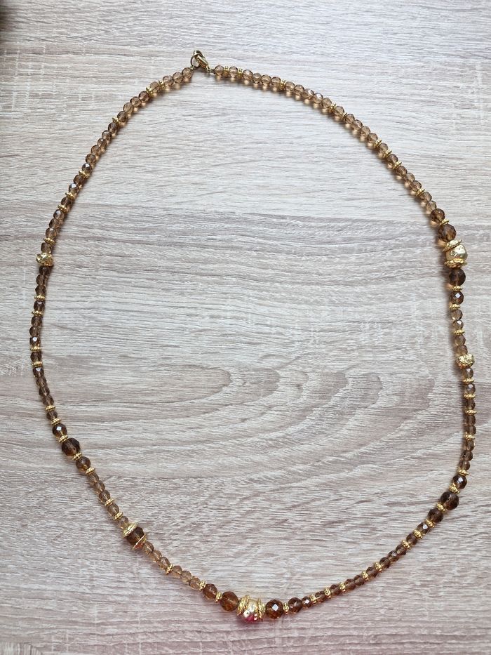 Collier long tons doré et marron - photo numéro 7