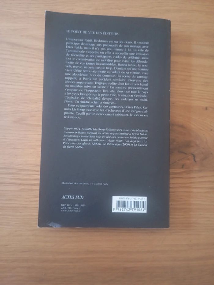 Livre l'oiseau de mauvais augure - photo numéro 3