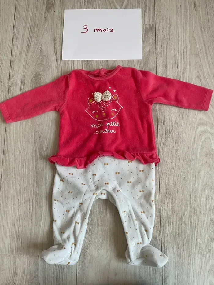Pyjamas 1 pièce velours 3 mois - photo numéro 4