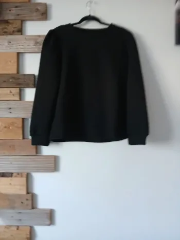 Pull noir femme