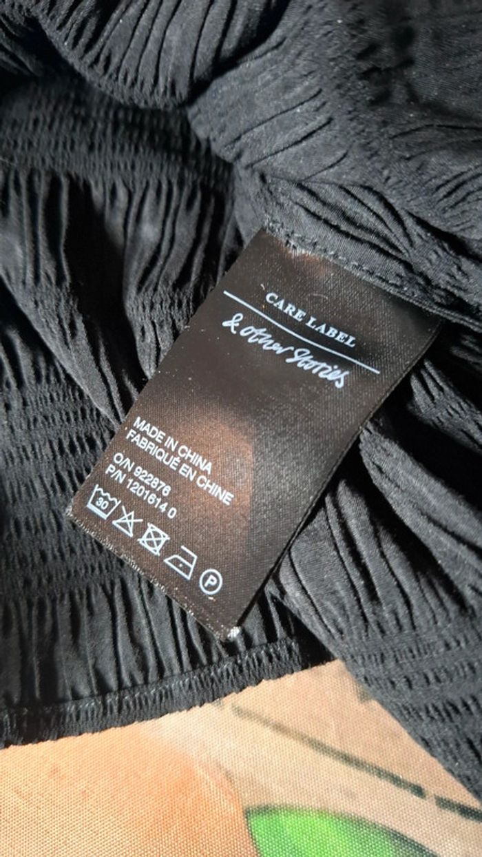 Blouse noire fripée - photo numéro 12