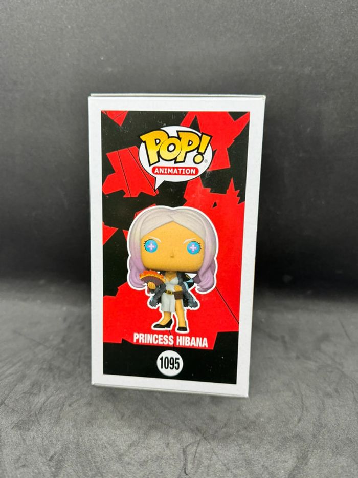 Funko pop fire force princess hibana 1095 glows in the dark funimation 2022 Exclusive - photo numéro 3