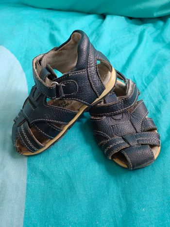 Sandales garçon taille 23