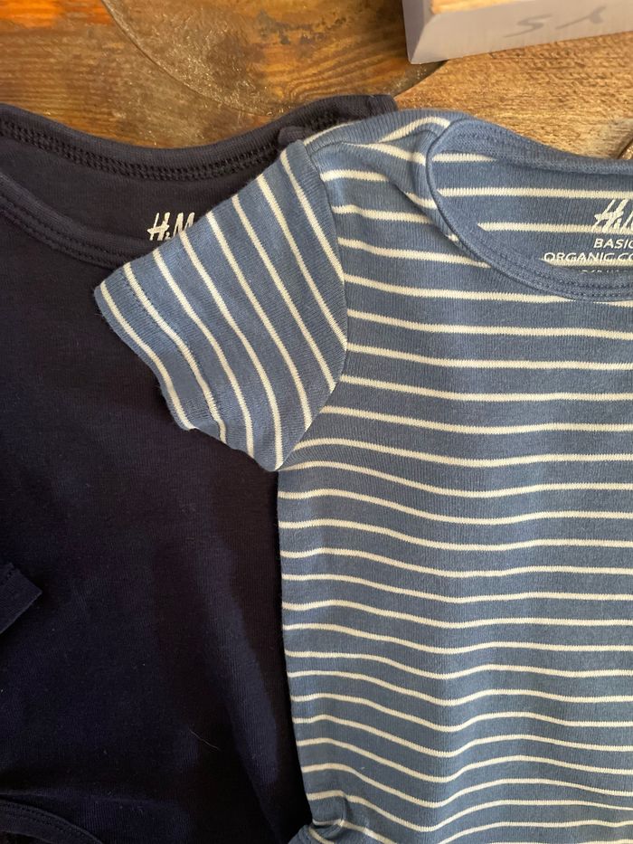 Lot de 2 bodies - photo numéro 2