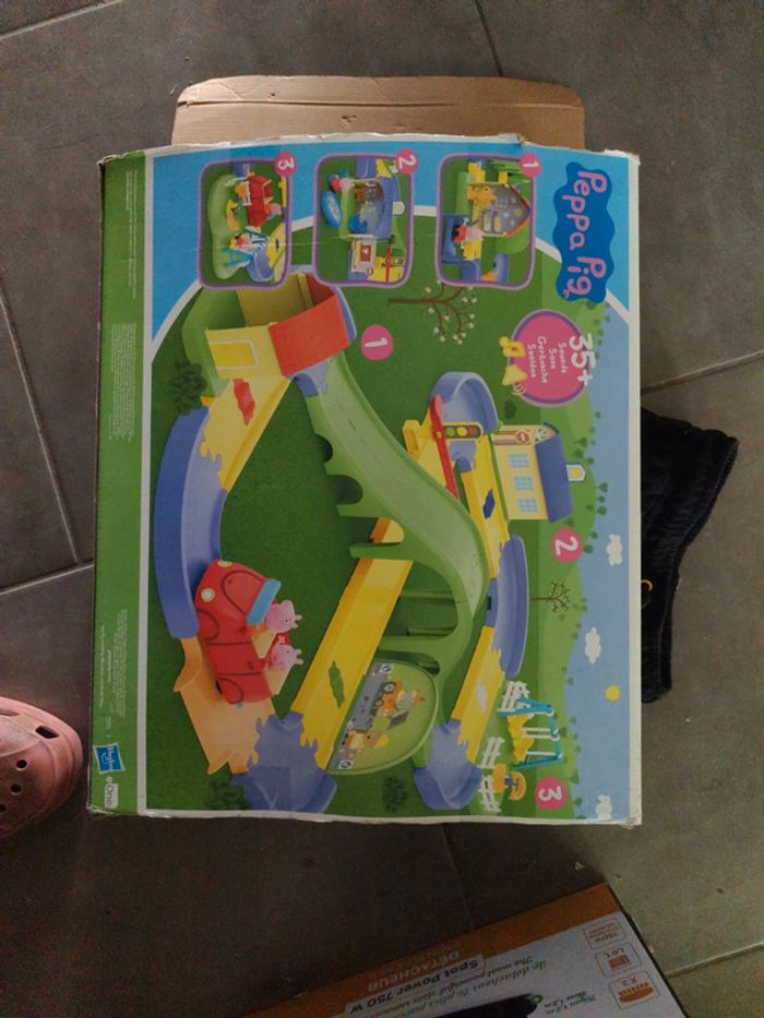 Le circuit ville Peppa pig Complet Tbe - photo numéro 3