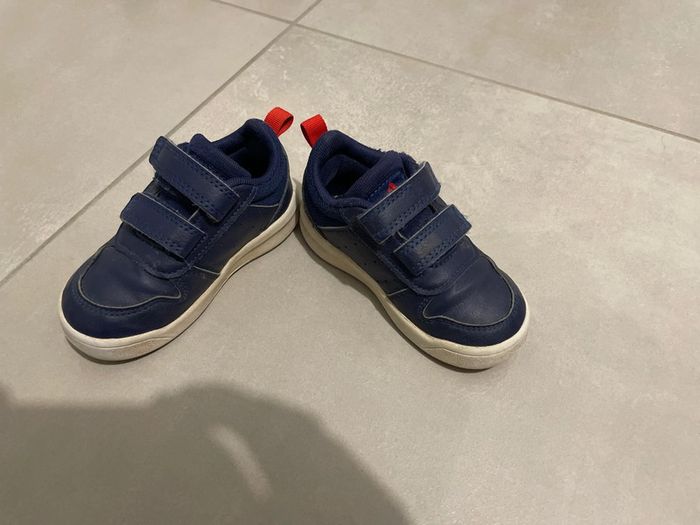 Chaussure adidas - photo numéro 2