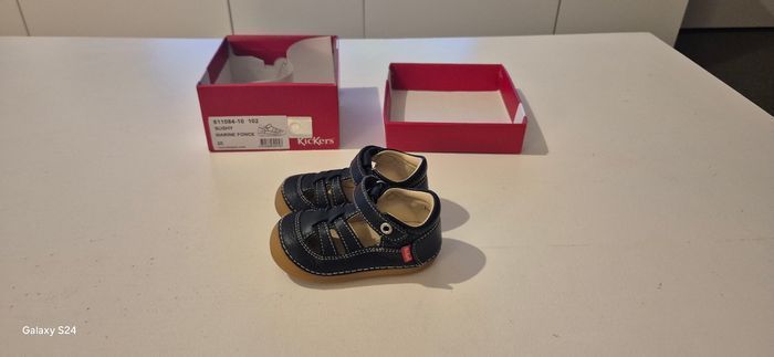 Sandales fermées kickers bleu marine - photo numéro 3