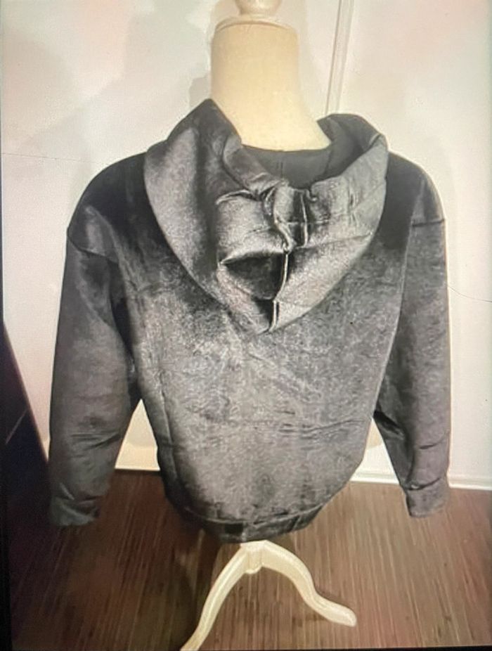 Veste noir full zip peau de pêche  Uniplay TS Neuf avec étiquette - photo numéro 3