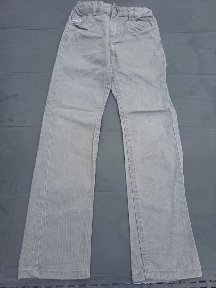 Pantalon slim "Tape à l'œil"