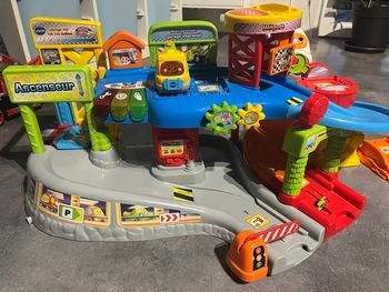 Garage tut tut bolide