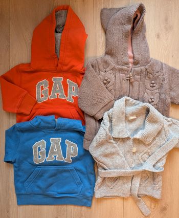 Lot vêtement garçon sweat + vestes - 6-12m