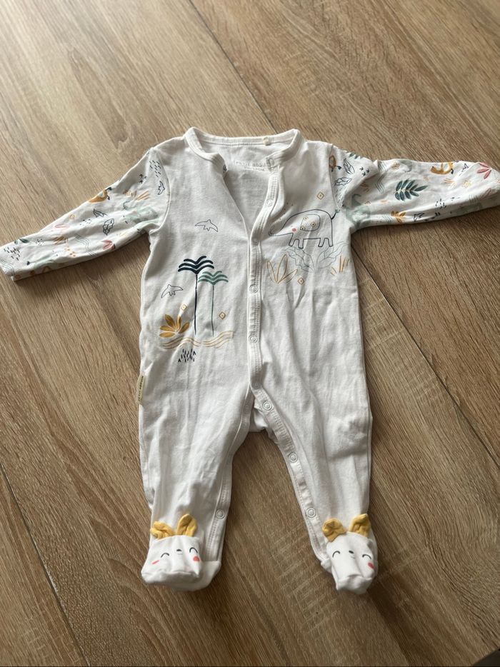 Lot 4 pyjamas d’été taille 3mois - photo numéro 3