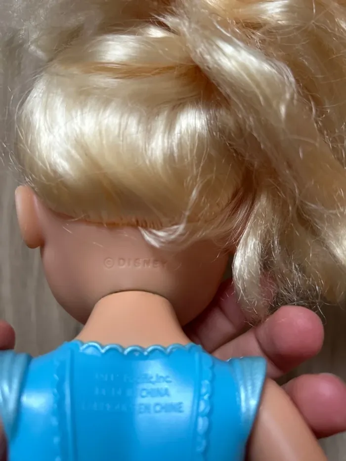 Poupée cendrillon - photo numéro 3