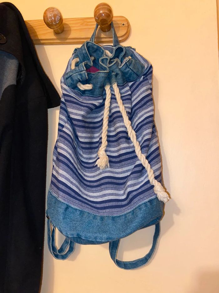 Petit sac à dos enfant en tissu jean - photo numéro 2