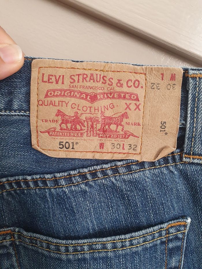 Jean Levi's 501 bleu W 30 L 32 - photo numéro 5