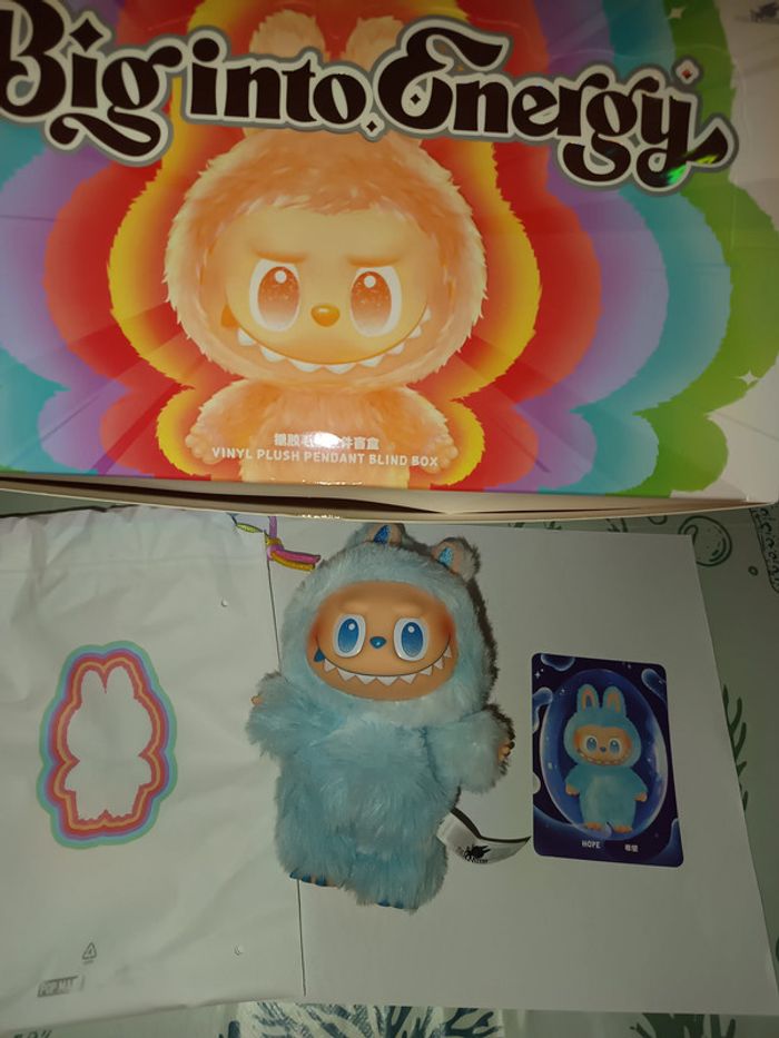 Labubu Hope Pop Mart original Big Into Energy