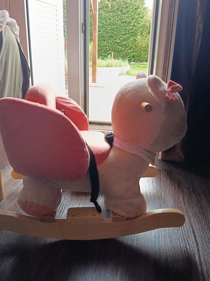 Cheval à bascule - photo numéro 2