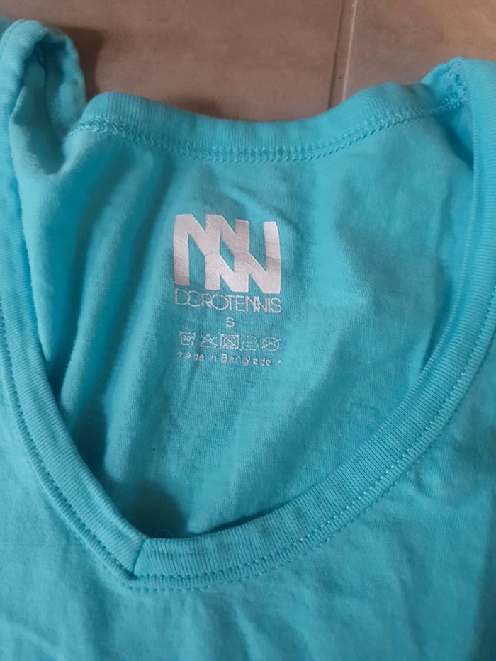 Tee-shirt bleu - photo numéro 2