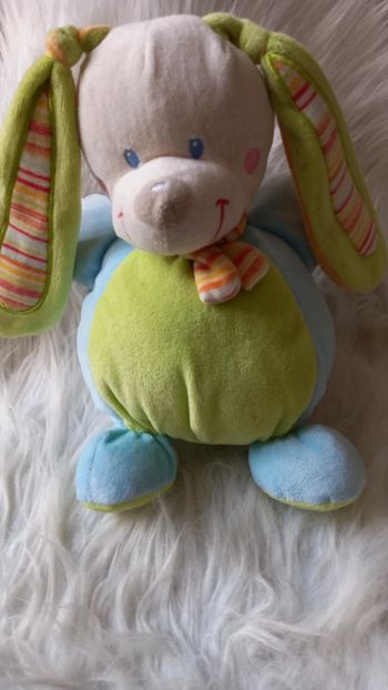 Doudou peluche lapin boule musical - Mots d'enfants