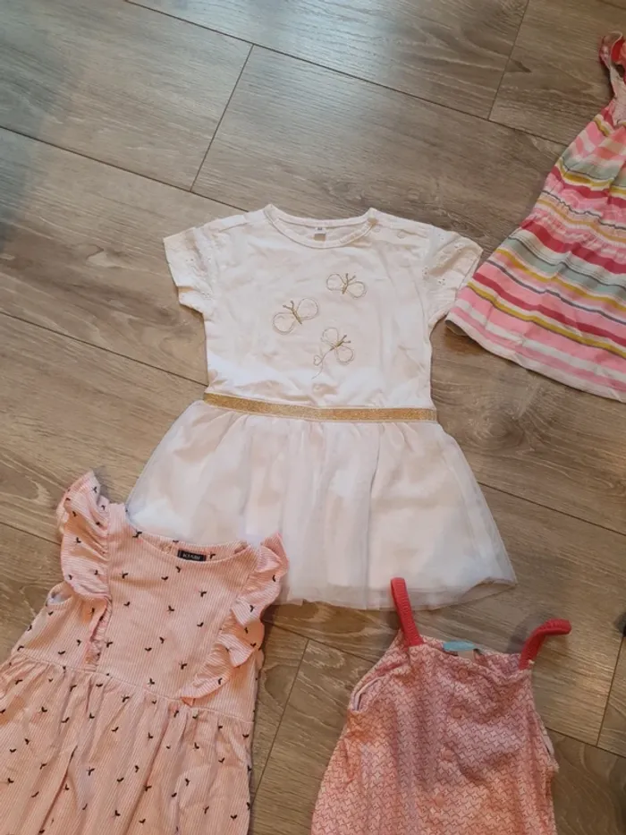 Lot robe et ensemble short 24 mois - photo numéro 3