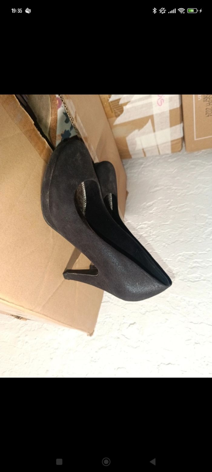 Escapade noir T37 - photo numéro 2