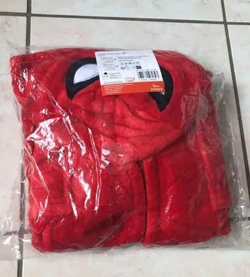 Peignoir de chambre imprimée à capuche Spiderman 2-4 ans Neuf ds emballage