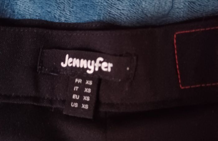 Jupe noire plissée - photo numéro 4