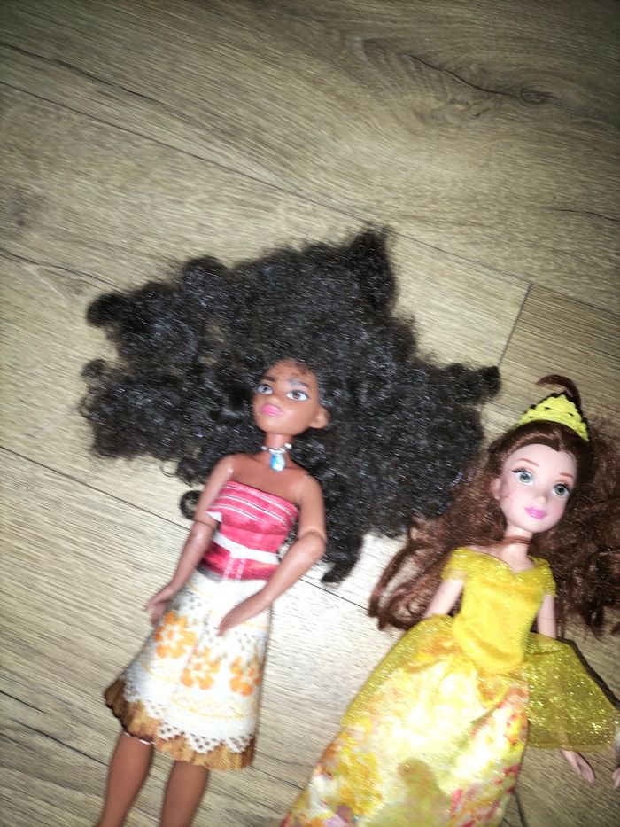 Poupée princesses - photo numéro 2