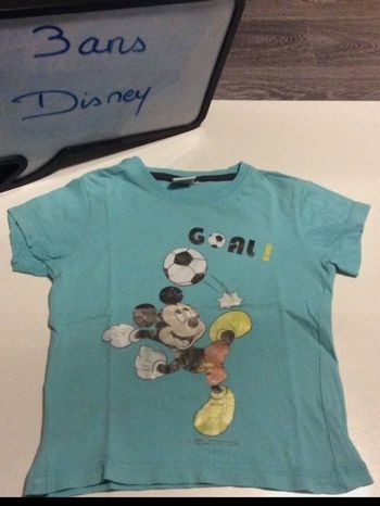 T-shirt Disney bleu clair