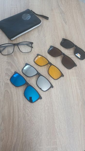 Lunettes de soleil magnétiques