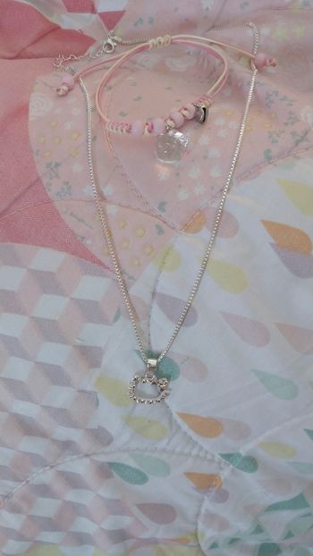 Lot bijoux hello kitty
