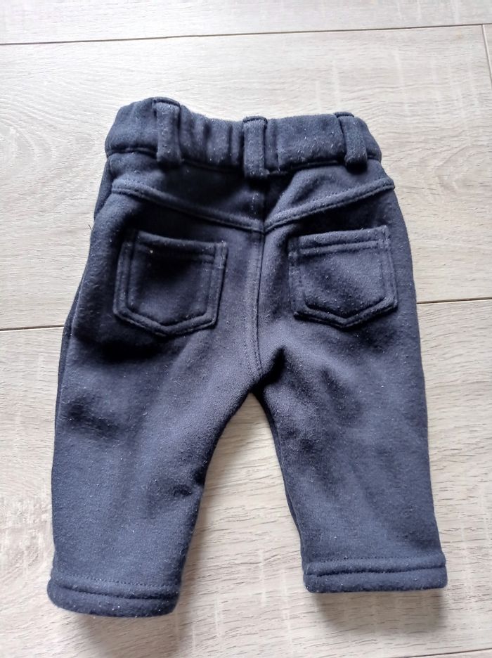 Pantalon 1 mois - photo numéro 2