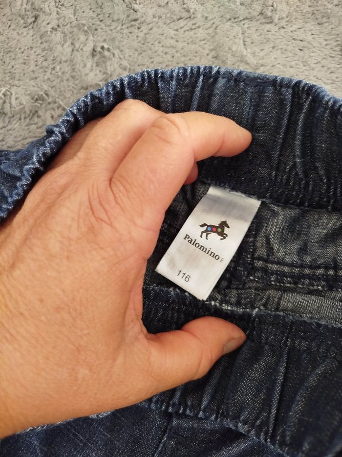 Short bermuda bleu jean. Okaïdi taille  10 ans - photo numéro 8