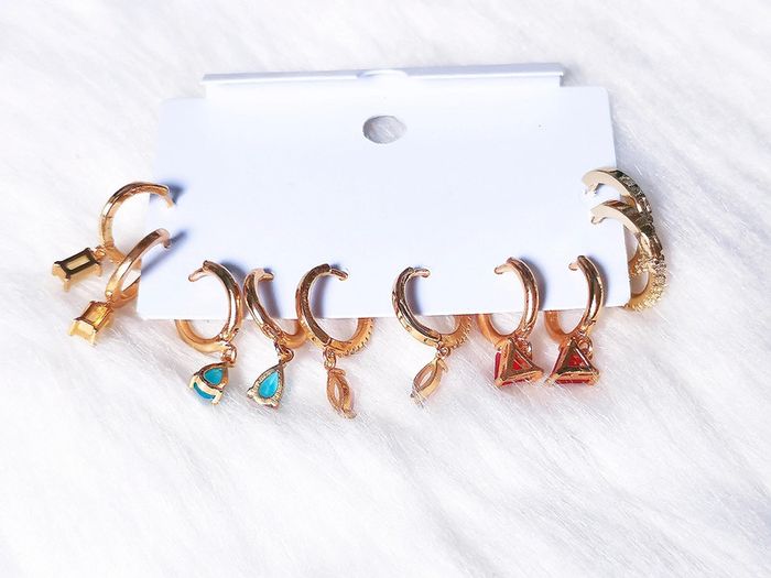 Lot de 5 paires de petites boucles d'oreilles dorées 🖤 - photo numéro 4