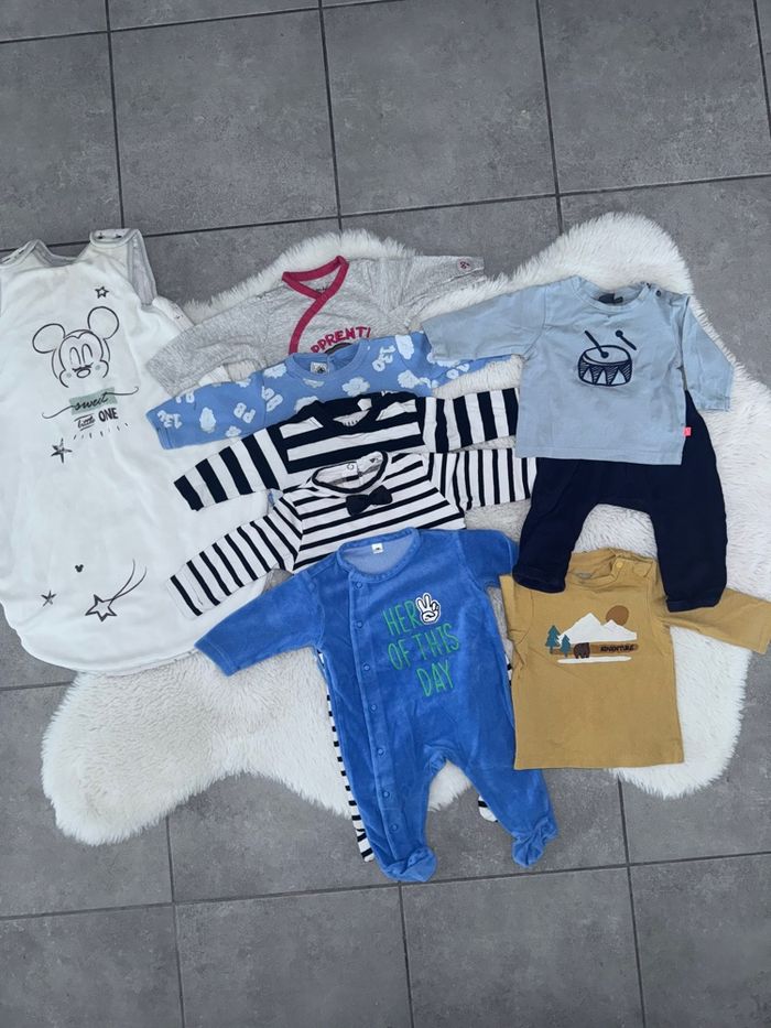 Lot de vêtements bébé garçon