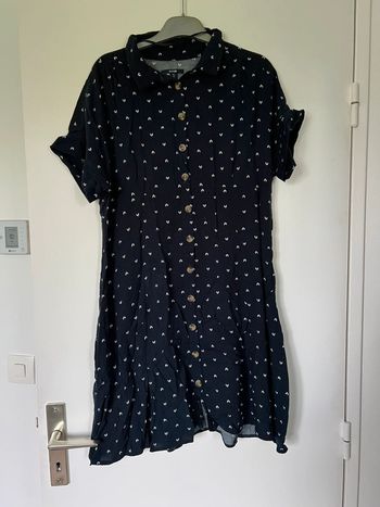 Robe bleue marine et blanche maternité Kiabi