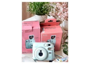 Instax mini 12 vert menthe excellent état + accessoires