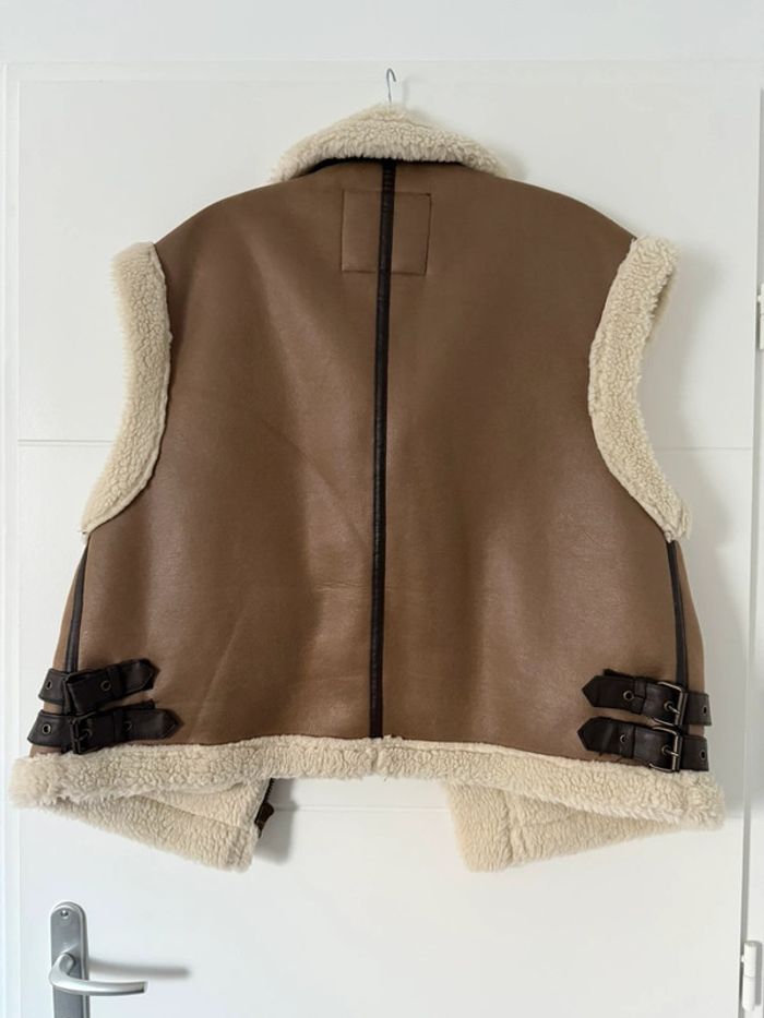 Veste vest manteau Zara abrigo polaire bombardier Chaleco borregito Weste mit Teddyfell - photo numéro 2