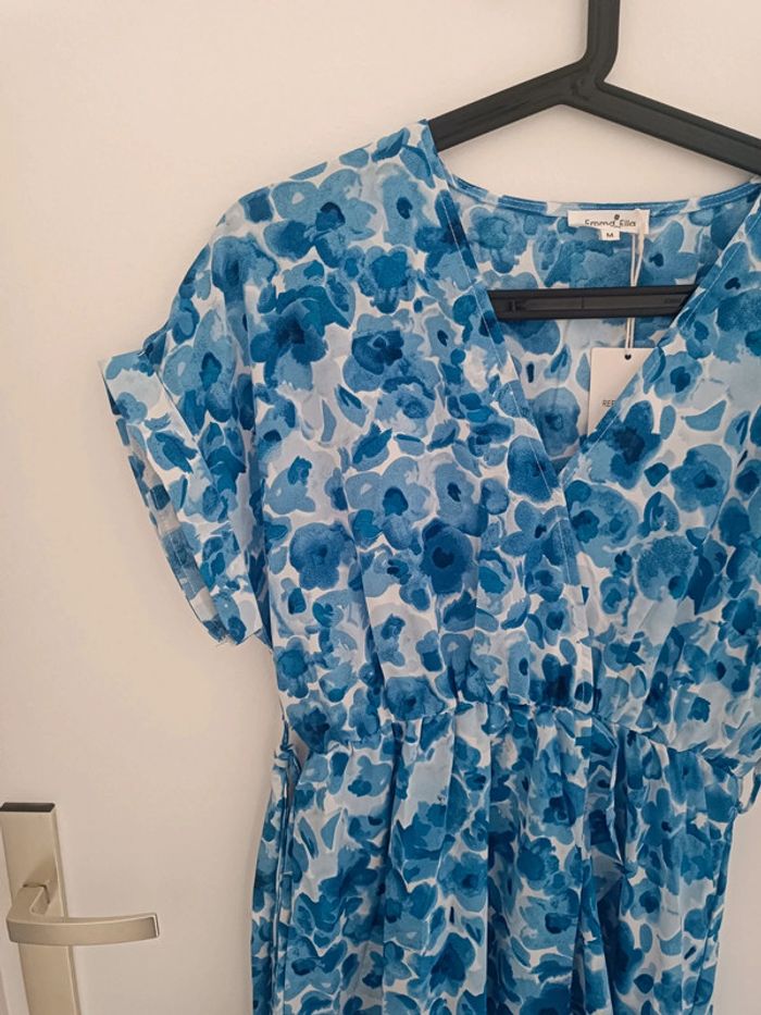 Robe longue d'été bleu à fleurs Taille M Emma & Ella Neuf avec étiquette - photo numéro 2