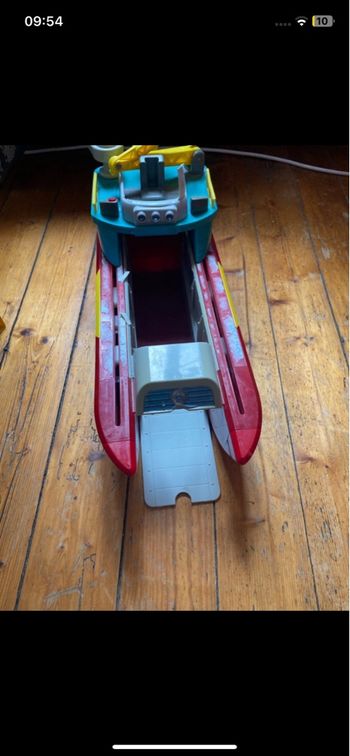 Bateau pat patrouille