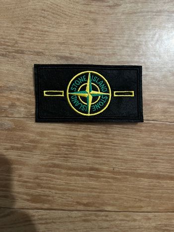 Pull stone Island